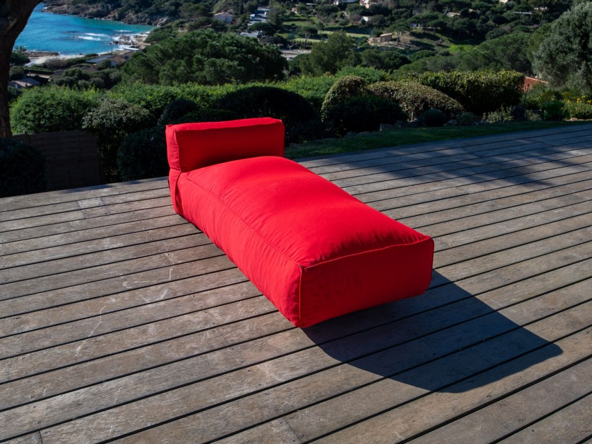 Chaise longue zonder armleuningen voor de modulaire tuinbank GIULIA met beschermhoes