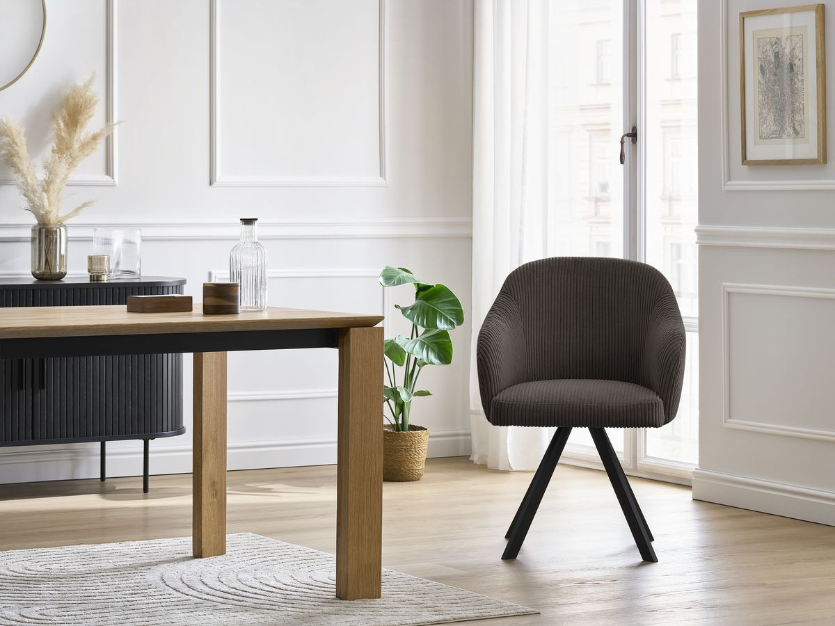 Chaise SOPHIE tissu velours côtelé et pieds étoile