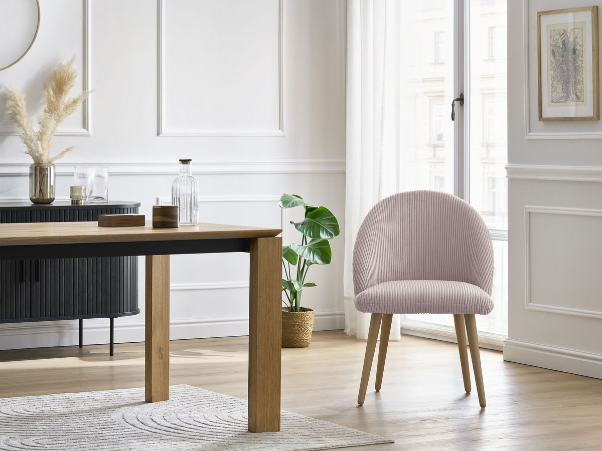 Set LALIE-stoelen in corduroystof en Scandinavische houten poten