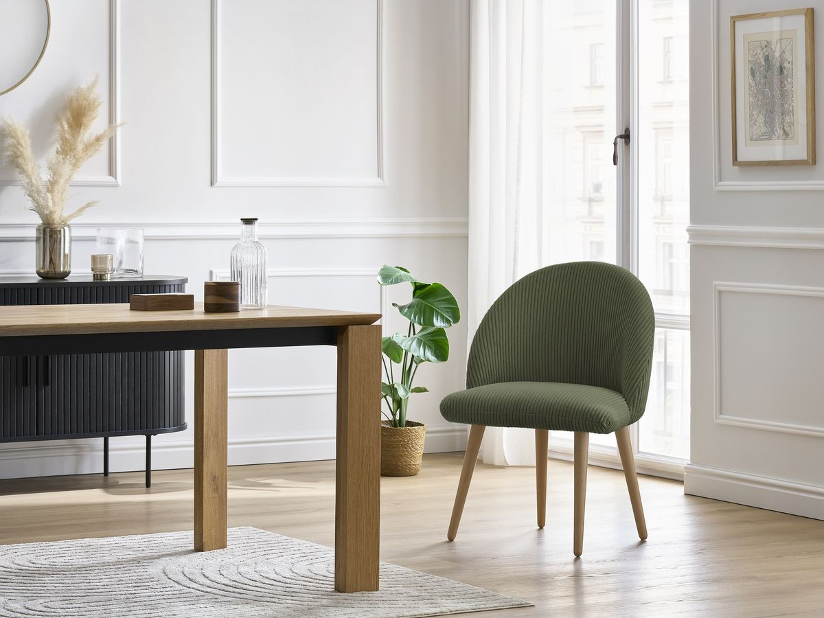 Set LALIE-stoelen in corduroystof en Scandinavische houten poten