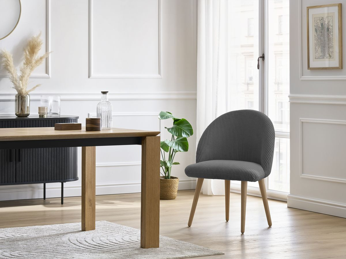 Set LALIE-stoelen in corduroystof en Scandinavische houten poten