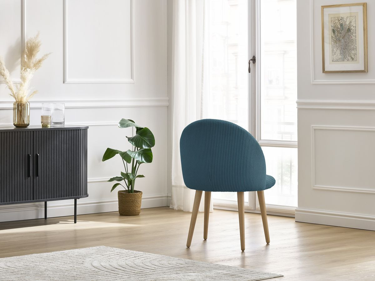 Set LALIE-stoelen in corduroystof en Scandinavische houten poten