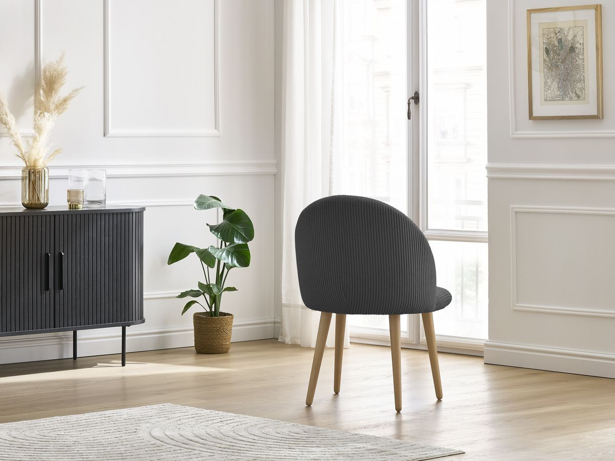 Set LALIE-stoelen in corduroystof en Scandinavische houten poten