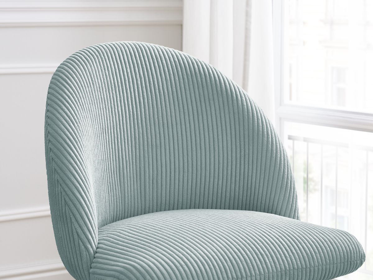 Set LALIE-stoelen in corduroystof en Scandinavische houten poten