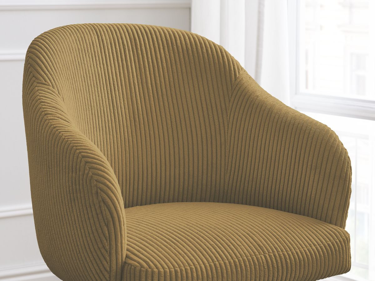 Set SOPHIE stoelen in corduroy stof en Scandinavische houten poten