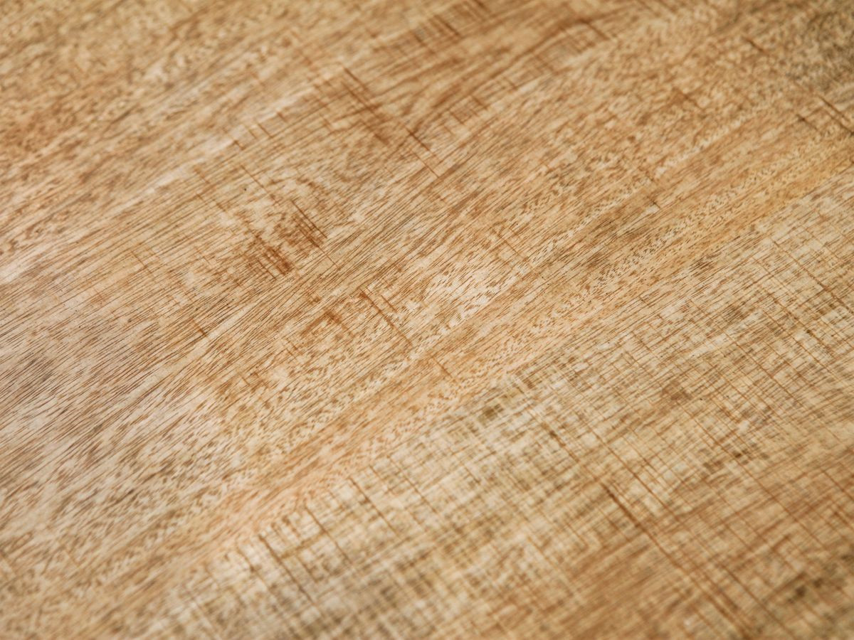 VICTOR eettafel van massief mangohout