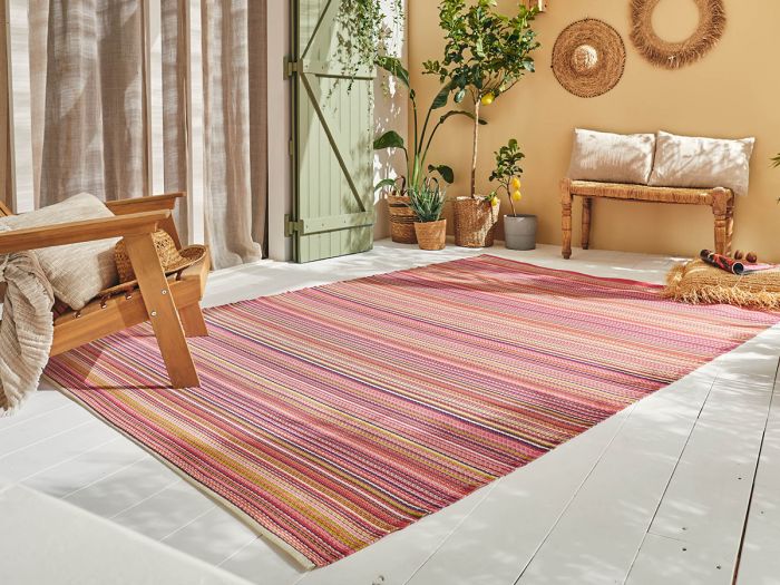 Tapis poils ras GNATA motif abstrait