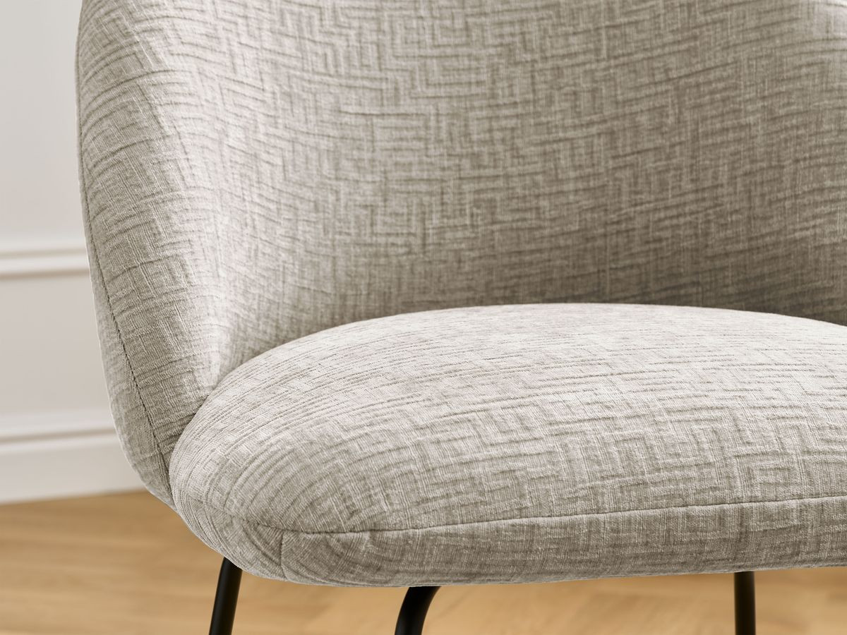 Chaise LALIE tissu texturé et pieds métal noir