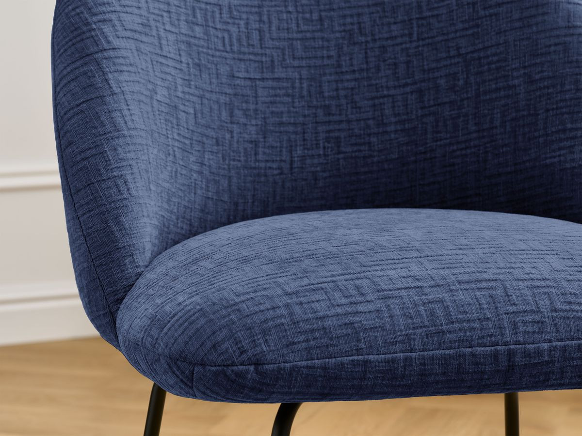 Chaise LALIE tissu texturé et pieds métal noir