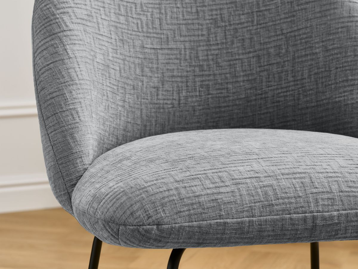 Chaise LALIE tissu texturé et pieds métal noir