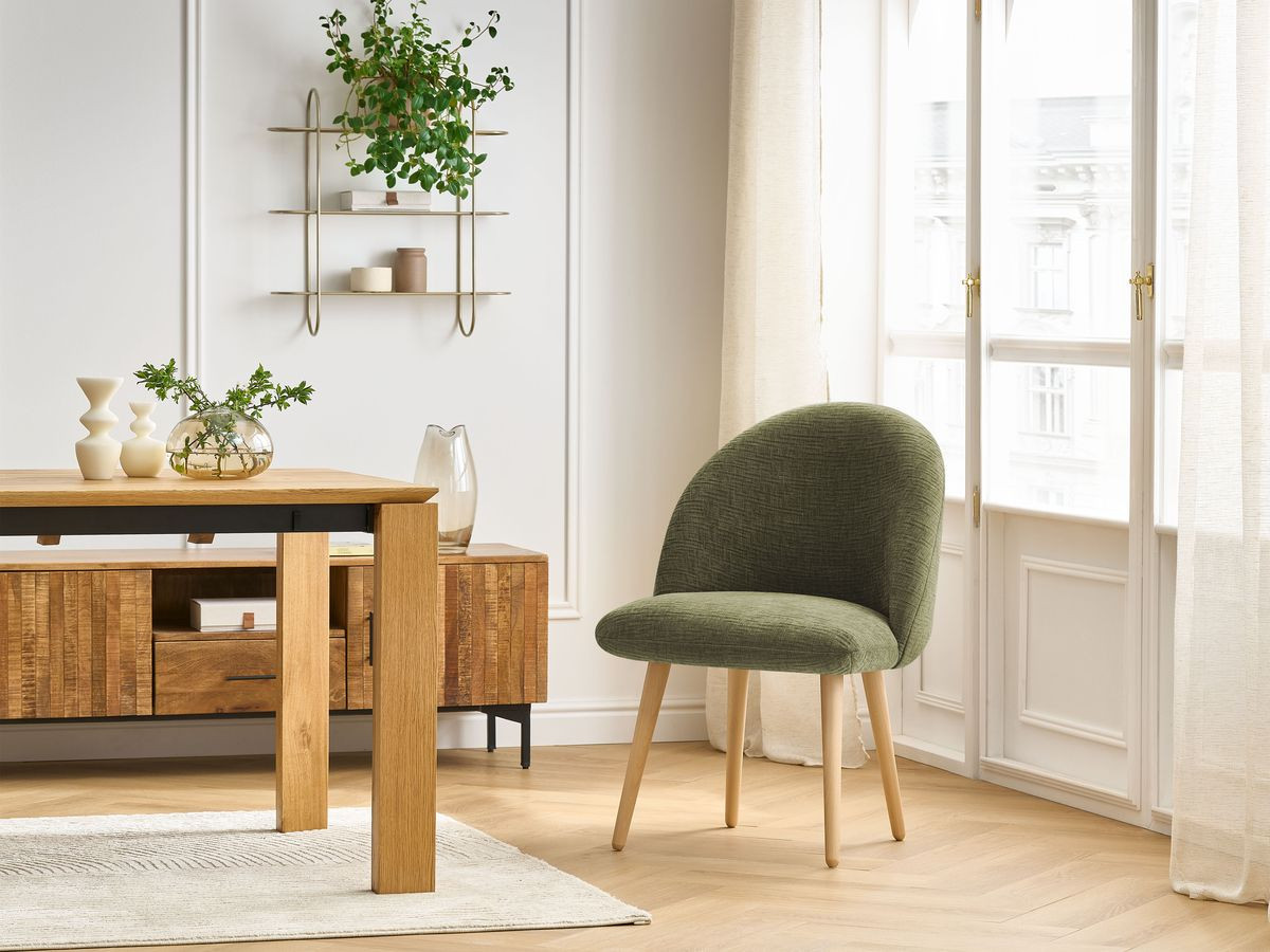LALIE stoel met structuurstof en Scandinavische houten poten