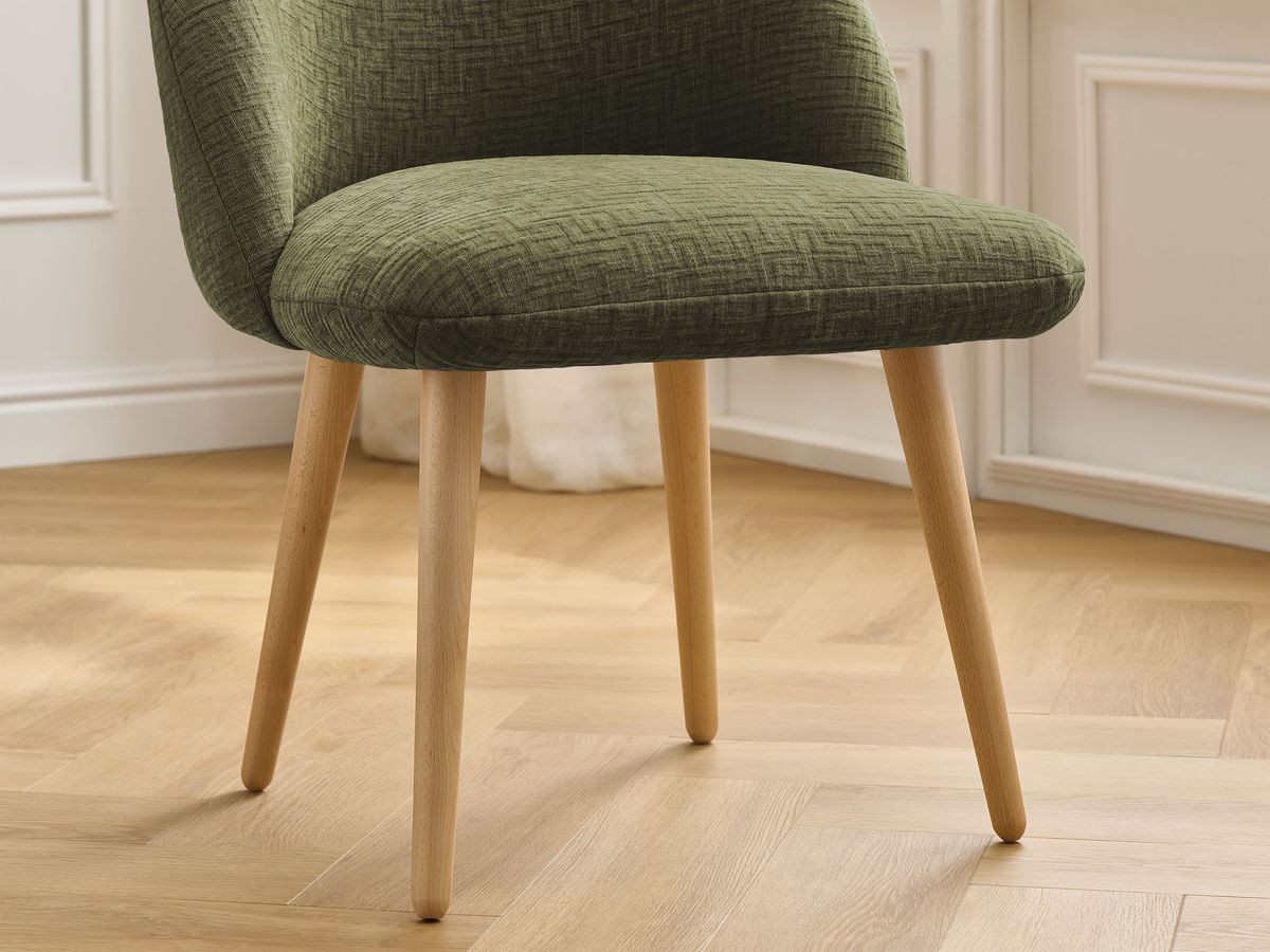 LALIE stoel met structuurstof en Scandinavische houten poten