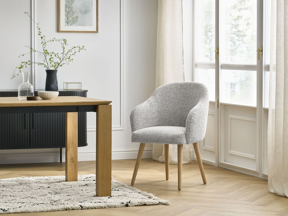 SOPHIE stoel in gevlekte stof en Scandinavische houten poten