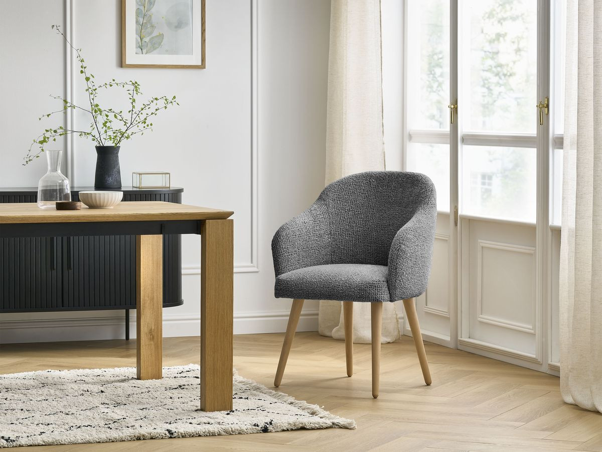 SOPHIE stoel in gevlekte stof en Scandinavische houten poten