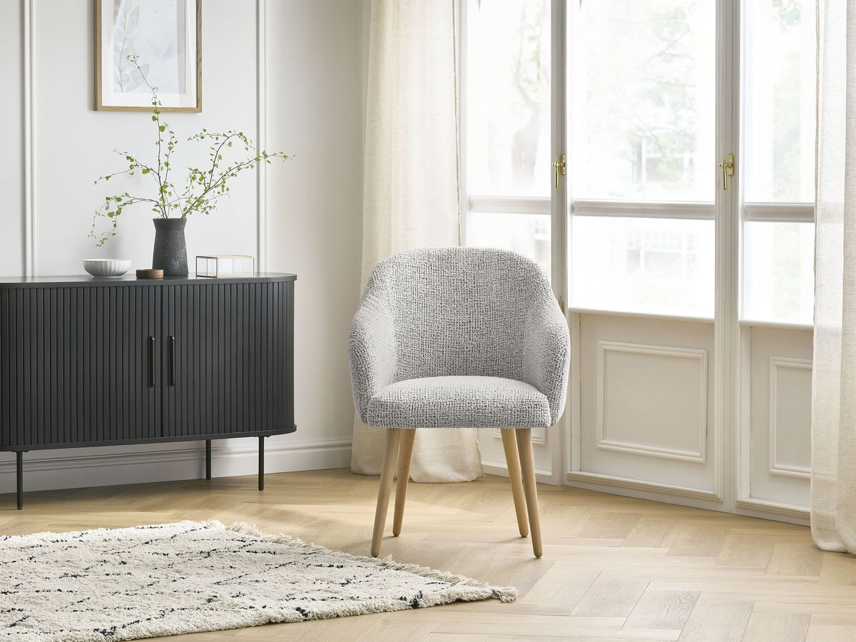 SOPHIE stoel in gevlekte stof en Scandinavische houten poten