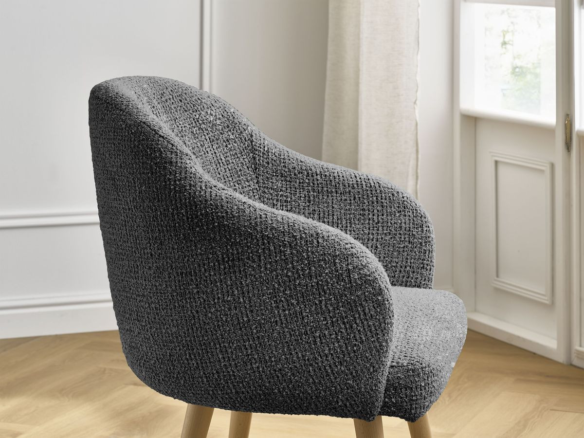 SOPHIE stoel in gevlekte stof en Scandinavische houten poten