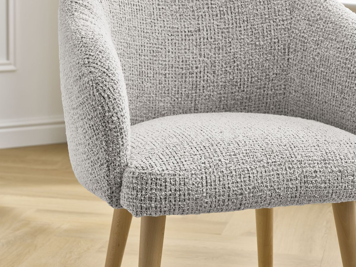 SOPHIE stoel in gevlekte stof en Scandinavische houten poten