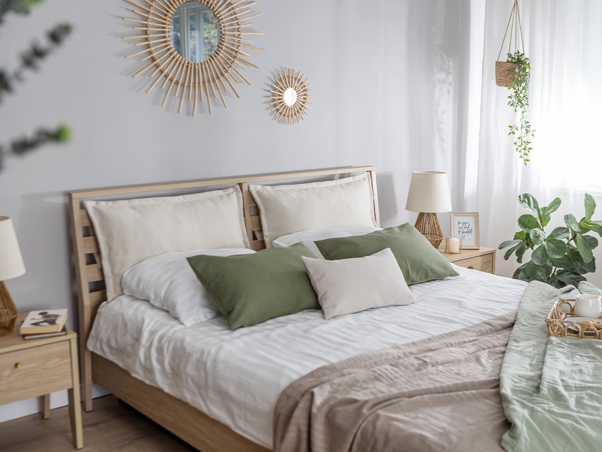 MADDY opbergbedset met kussens + 2 nachtkastjes