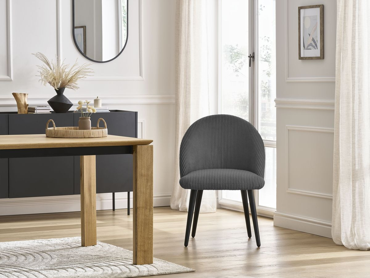 LALIE stoel in corduroy stof en zwarte Scandinavische poten