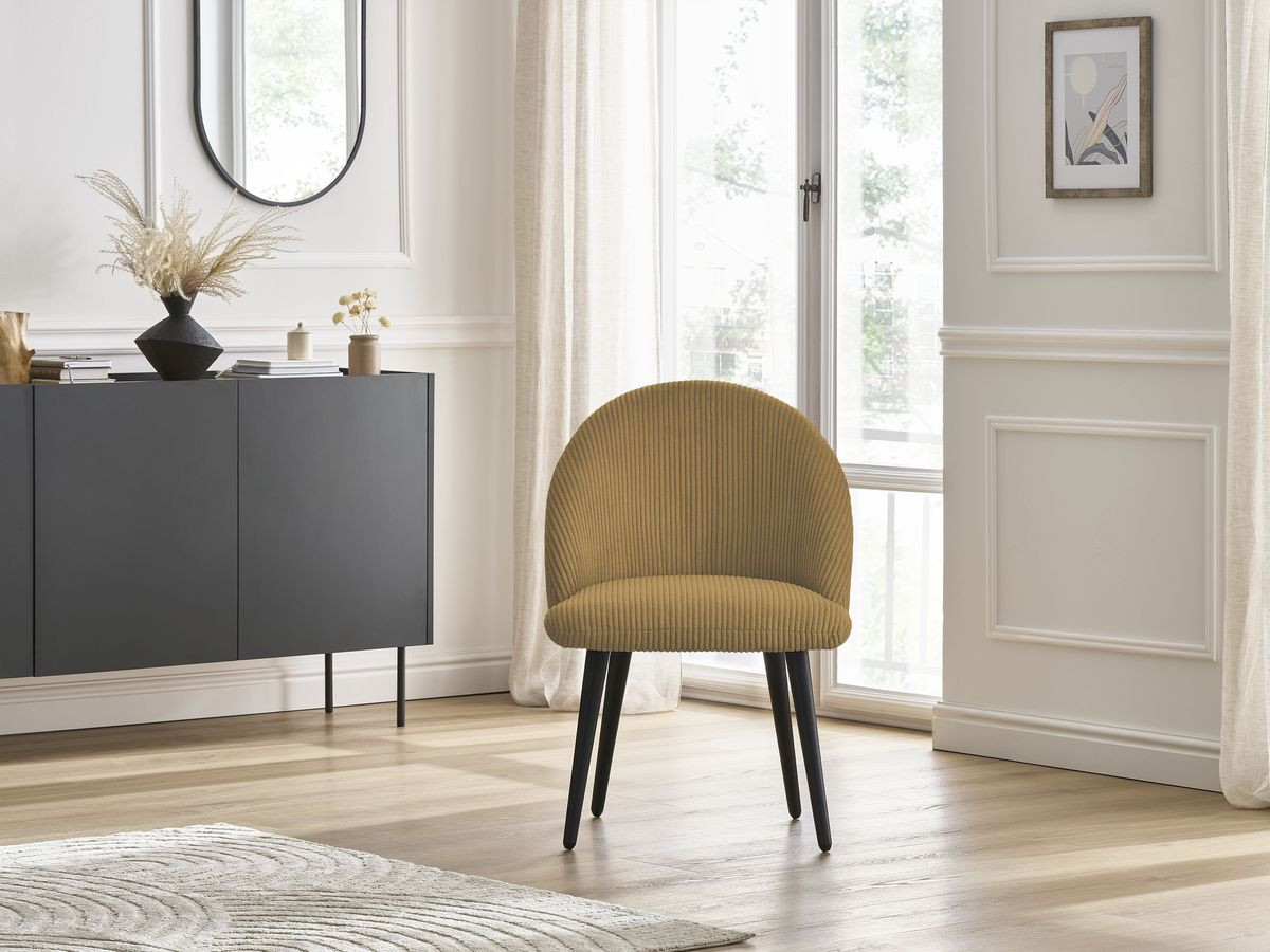 LALIE stoel in corduroy stof en zwarte Scandinavische poten