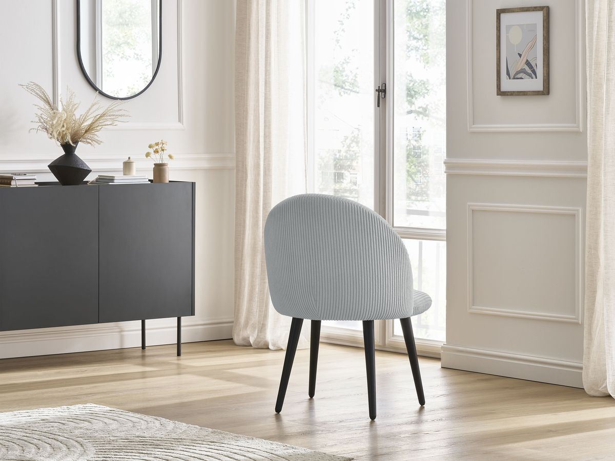 LALIE stoel in corduroy stof en zwarte Scandinavische poten