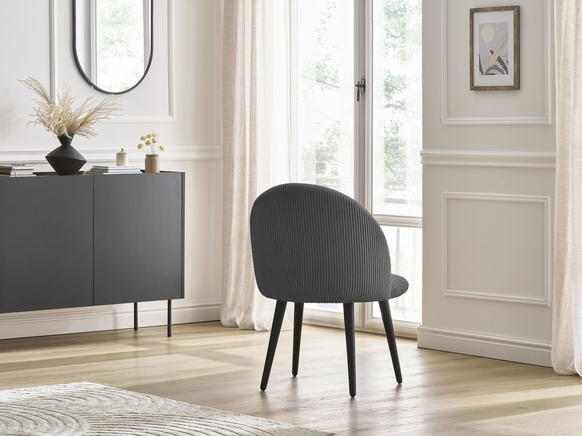 LALIE stoel in corduroy stof en zwarte Scandinavische poten