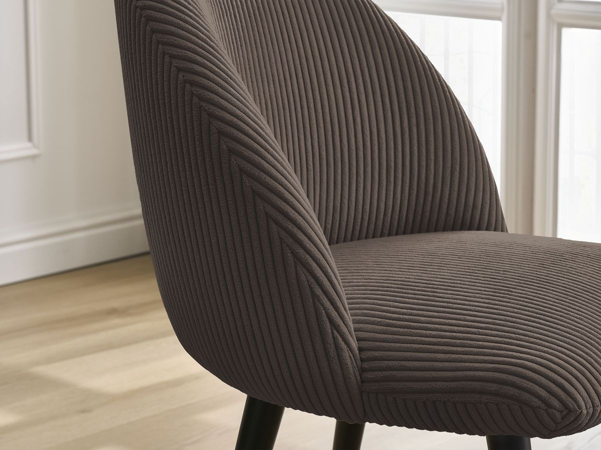 LALIE stoel in corduroy stof en zwarte Scandinavische poten