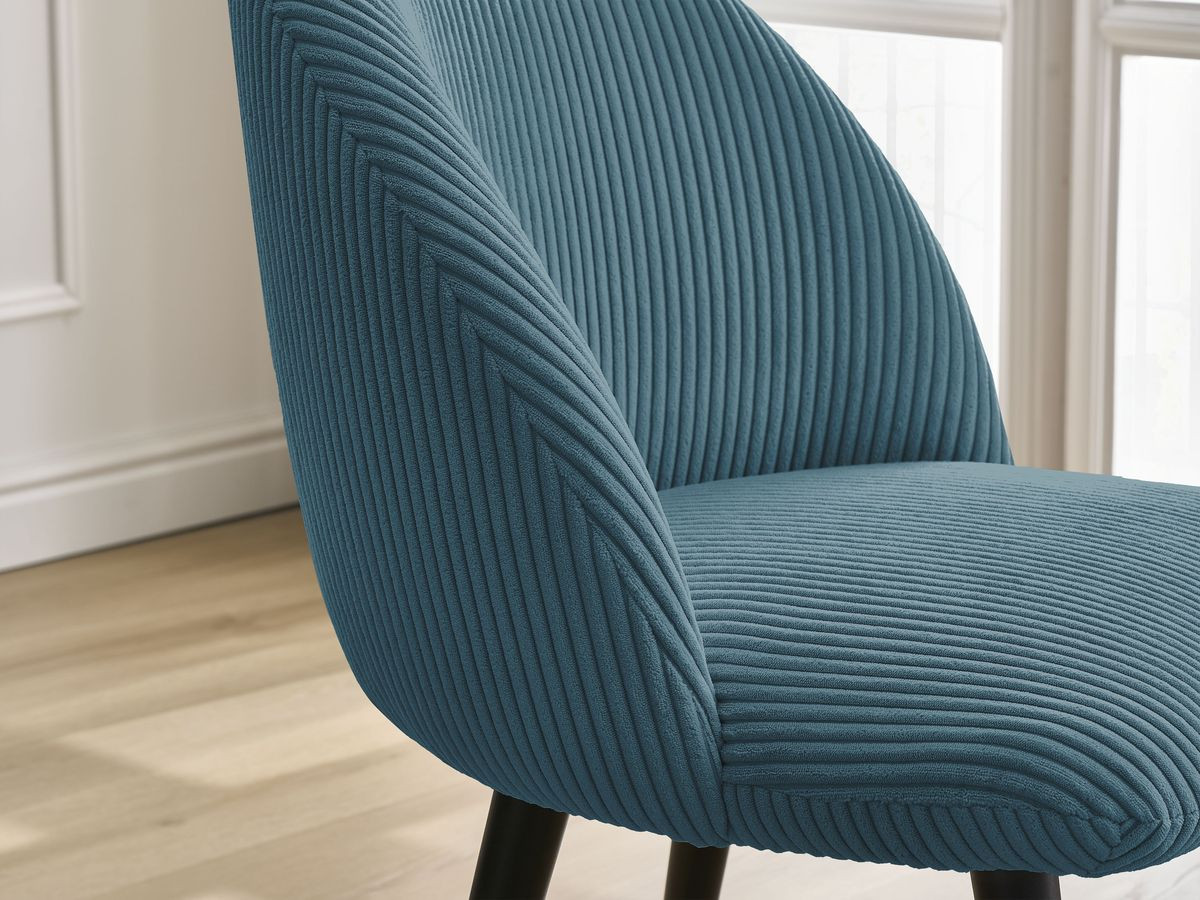 LALIE stoel in corduroy stof en zwarte Scandinavische poten