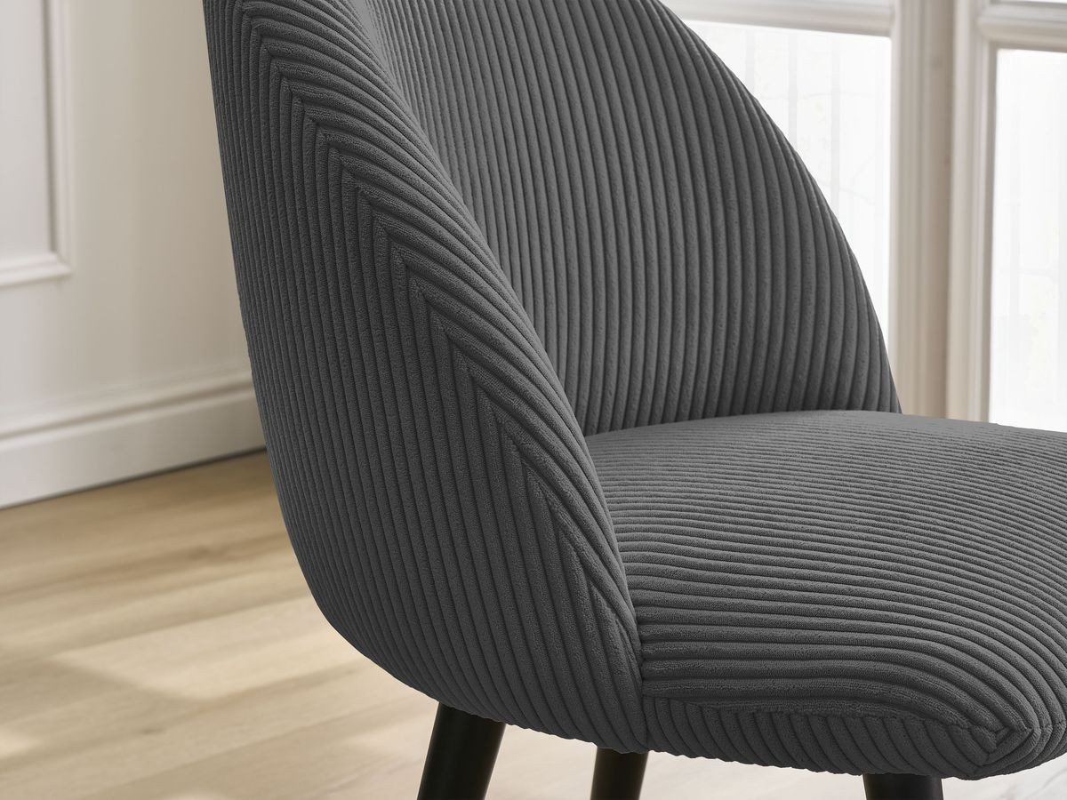 LALIE stoel in corduroy stof en zwarte Scandinavische poten