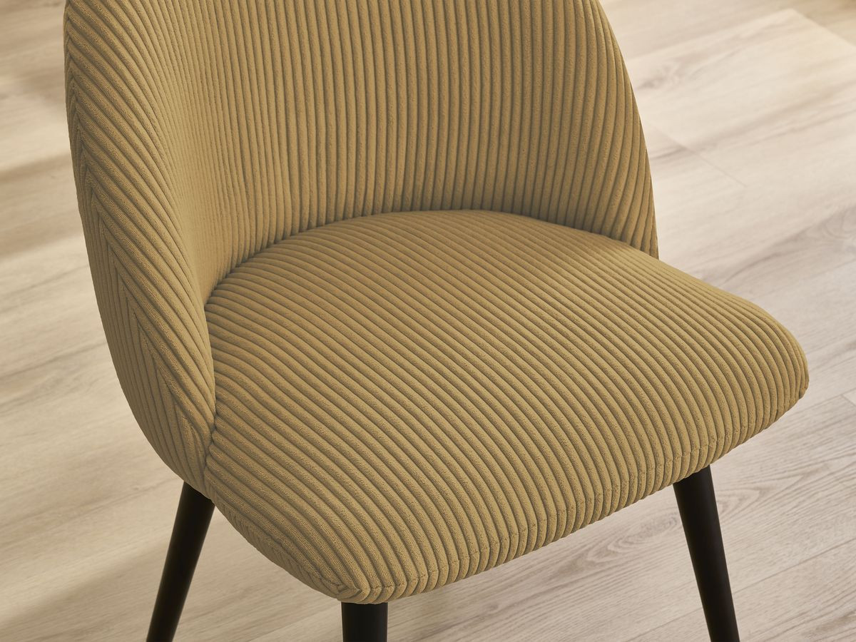 LALIE stoel in corduroy stof en zwarte Scandinavische poten