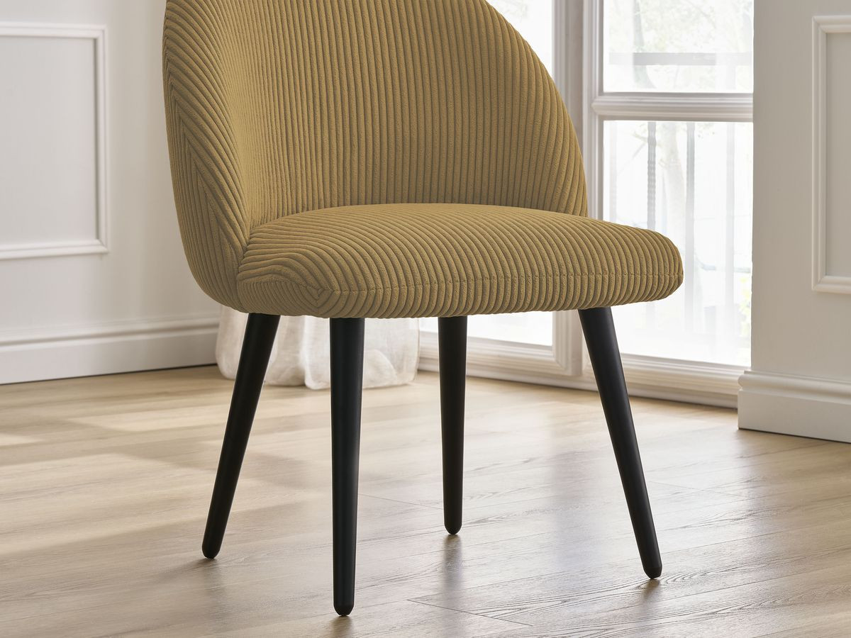 LALIE stoel in corduroy stof en zwarte Scandinavische poten