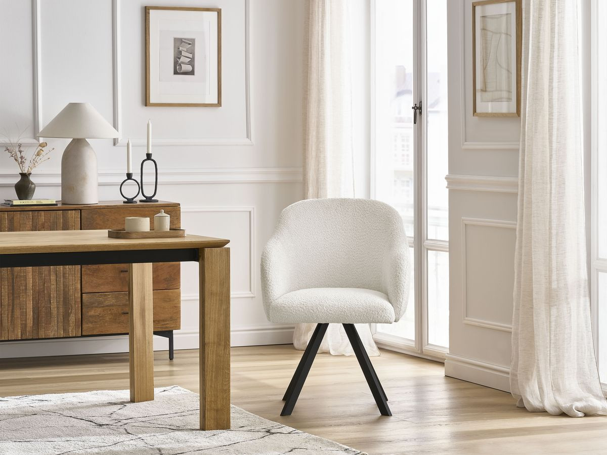 Chaise SOPHIE tissu bouclette et pieds étoile