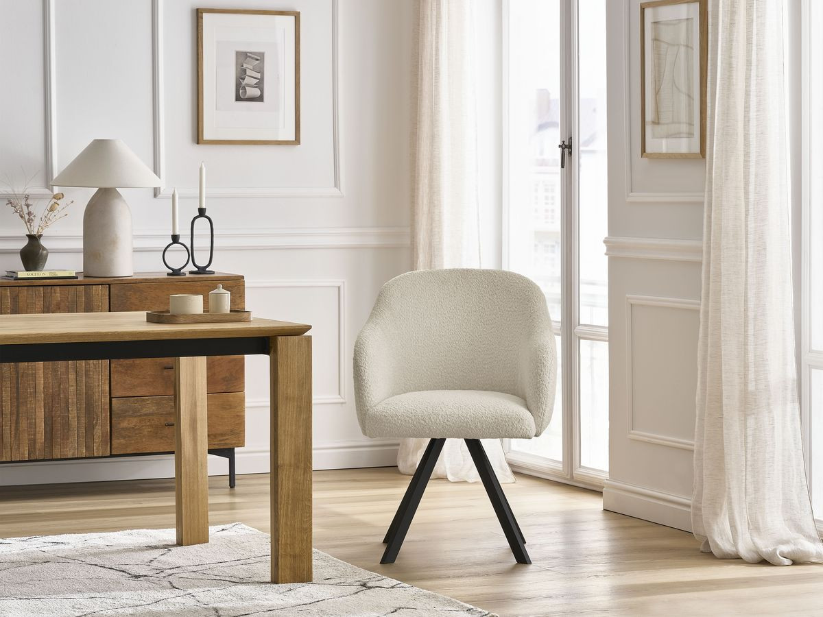 Chaise SOPHIE tissu bouclette et pieds étoile