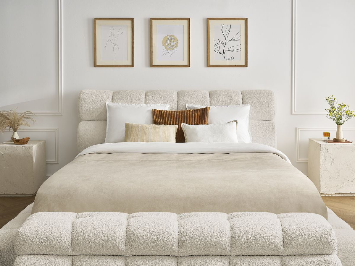 Lit coffre MONT-BLANC + Bout de lit MONT-BLANC tissu bouclette