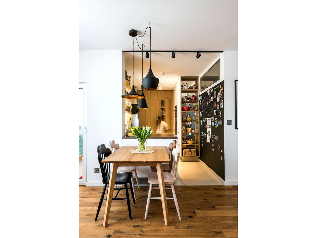 Table à manger extensible 140 à 190 cm POLY chêne massif