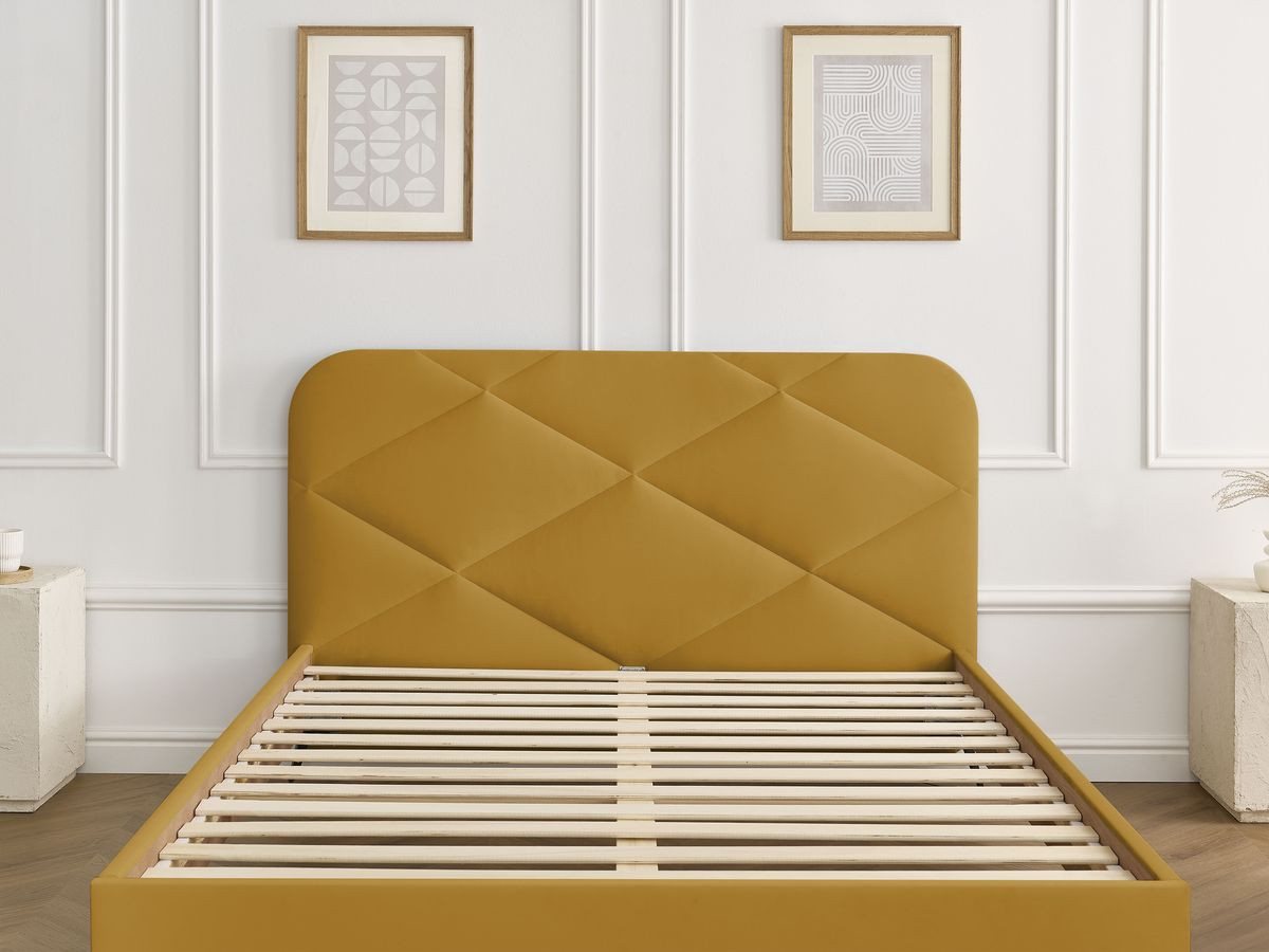 Lit PRUNE avec lattes massives tissu velours