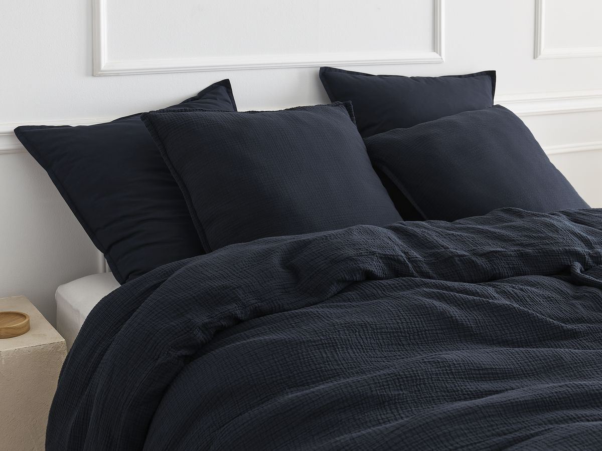1 Taie d'oreiller HESTIA en gaze de coton bleu foncé