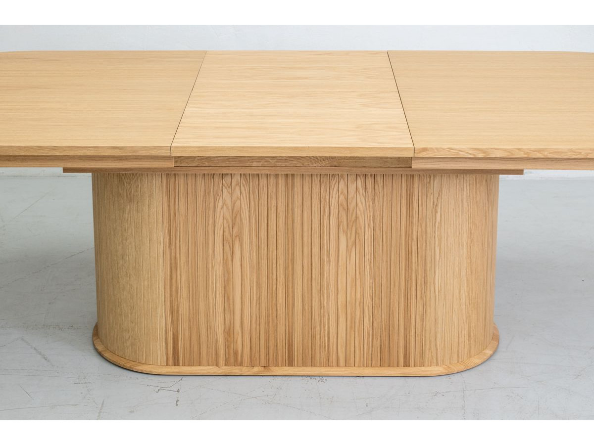 MALMOUSQUE set met uitschuifbare eettafel 210 tot 270 cm + 6 BASTIDE stoelen in massief eiken fineer