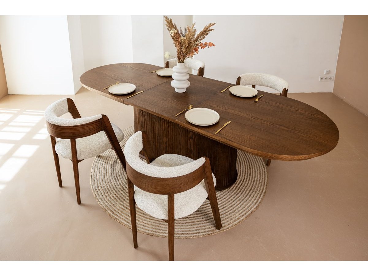 MALMOUSQUE set met uitschuifbare eettafel 210 tot 270 cm + 6 BASTIDE stoelen in massief eiken fineer
