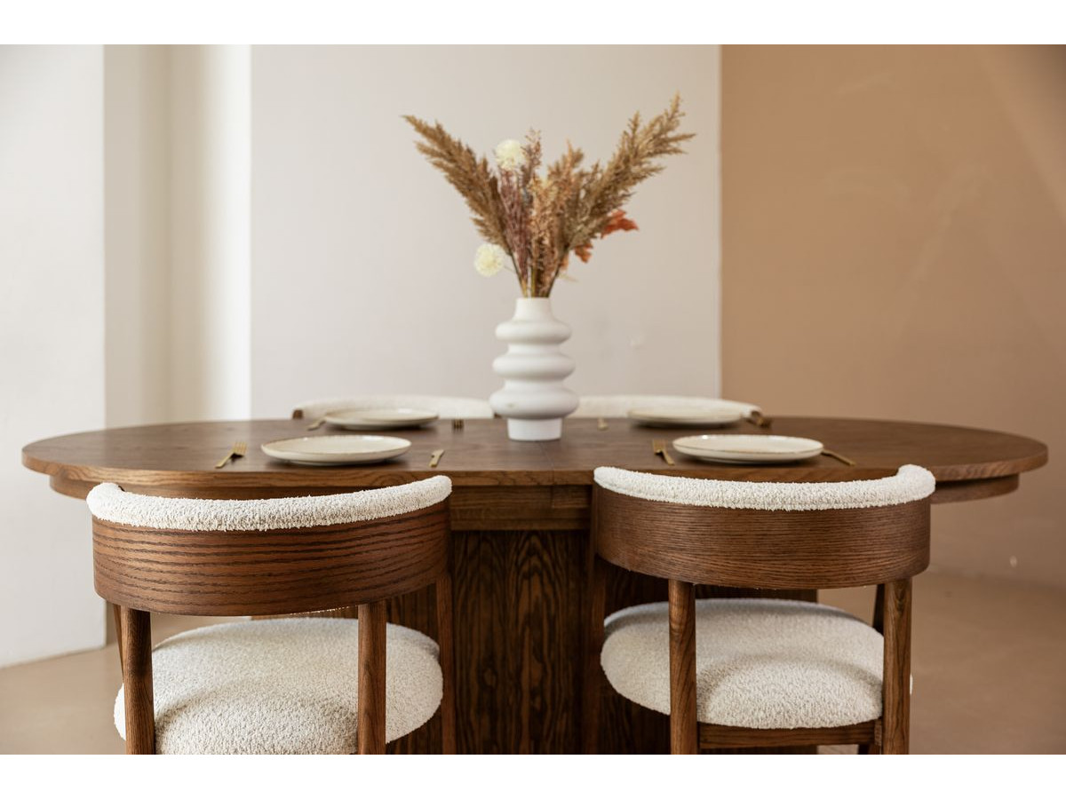 MALMOUSQUE set met uitschuifbare eettafel 210 tot 270 cm + 6 BASTIDE stoelen in massief eiken fineer