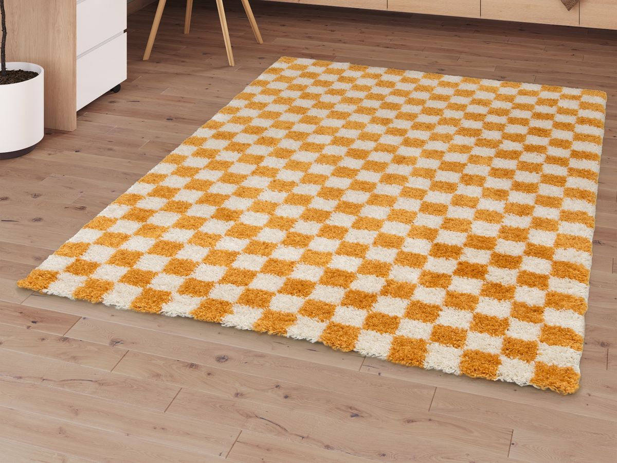 Tapis poils longs DAMIEN motifs damier jaune — vue 5