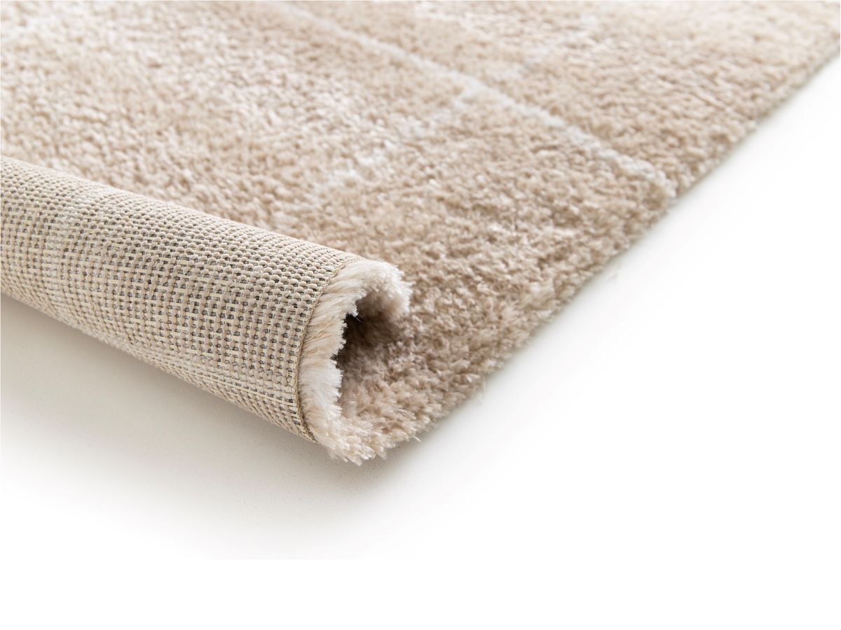 HECTOR langpolig vloerkleed met grafische patronen