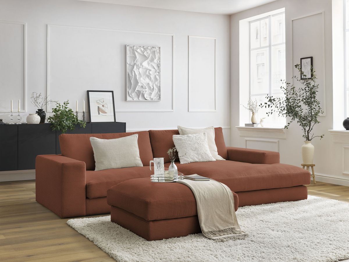 Canapé d'angle fixe compact LEONARD velours côtelé avec pouf orange  angle droit BOBOCHIC 3 places