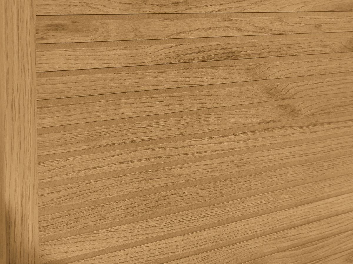FERRET 180 cm 2-deurs tv-meubel met houten lamelleneffect