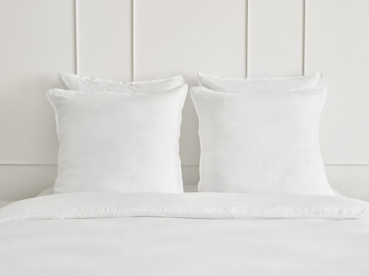 1 ARES linnen kussensloop