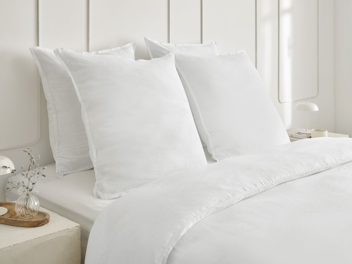 1 ARES linnen kussensloop