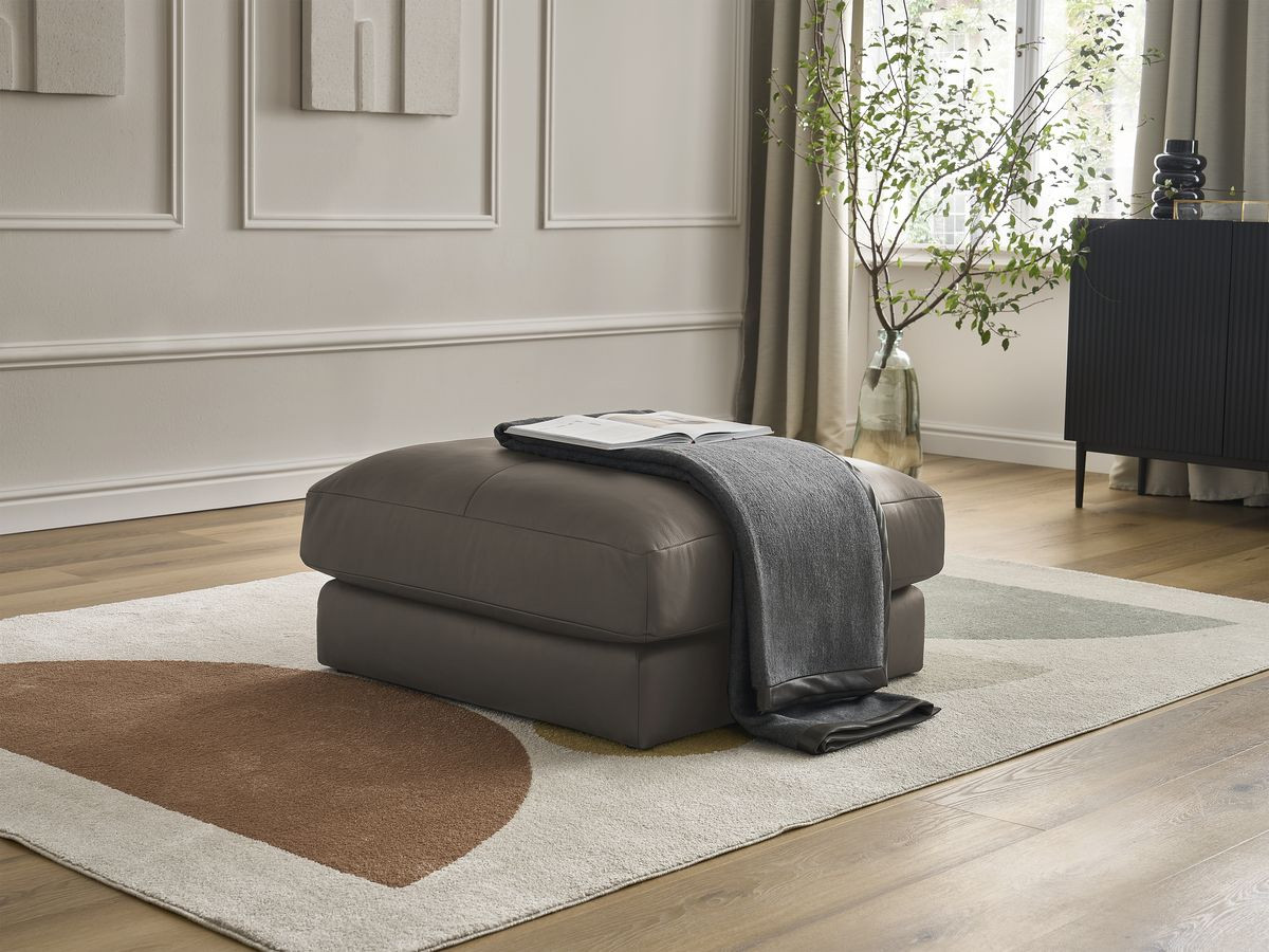 Pouf LEONARD cuir de vache marron