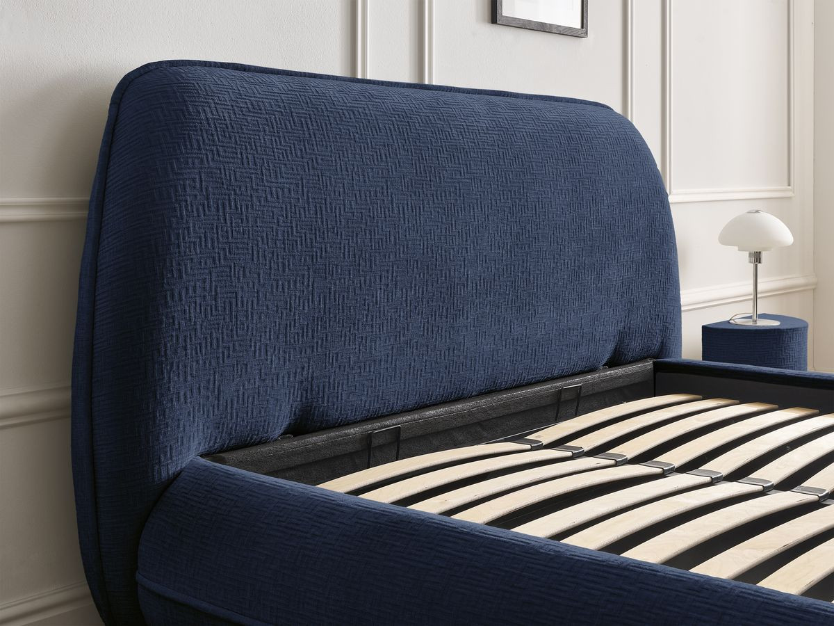 LIAM set met bed + 2 nachtkastjes in structuurstof