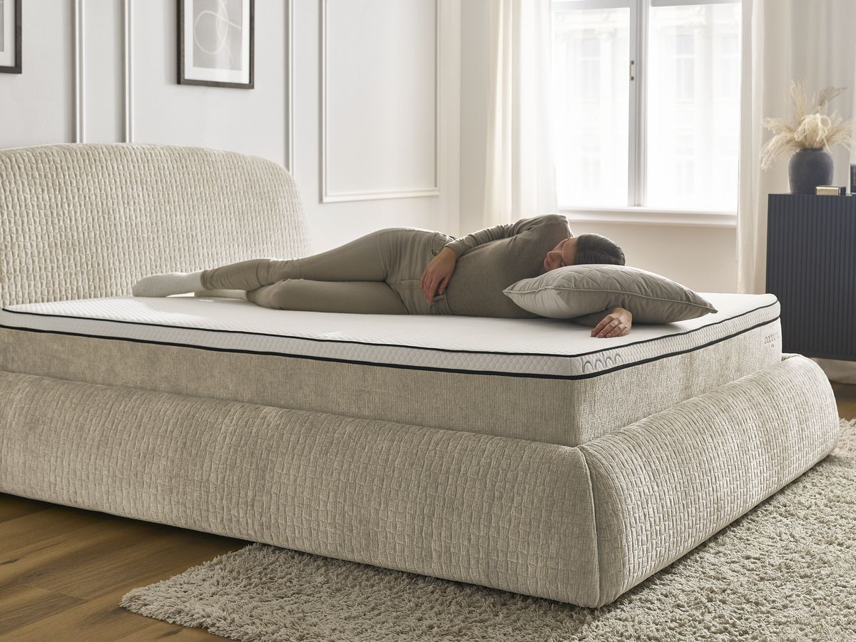 Matelas AMALIA 25 cm latex micro perforé + mousse haute résilience