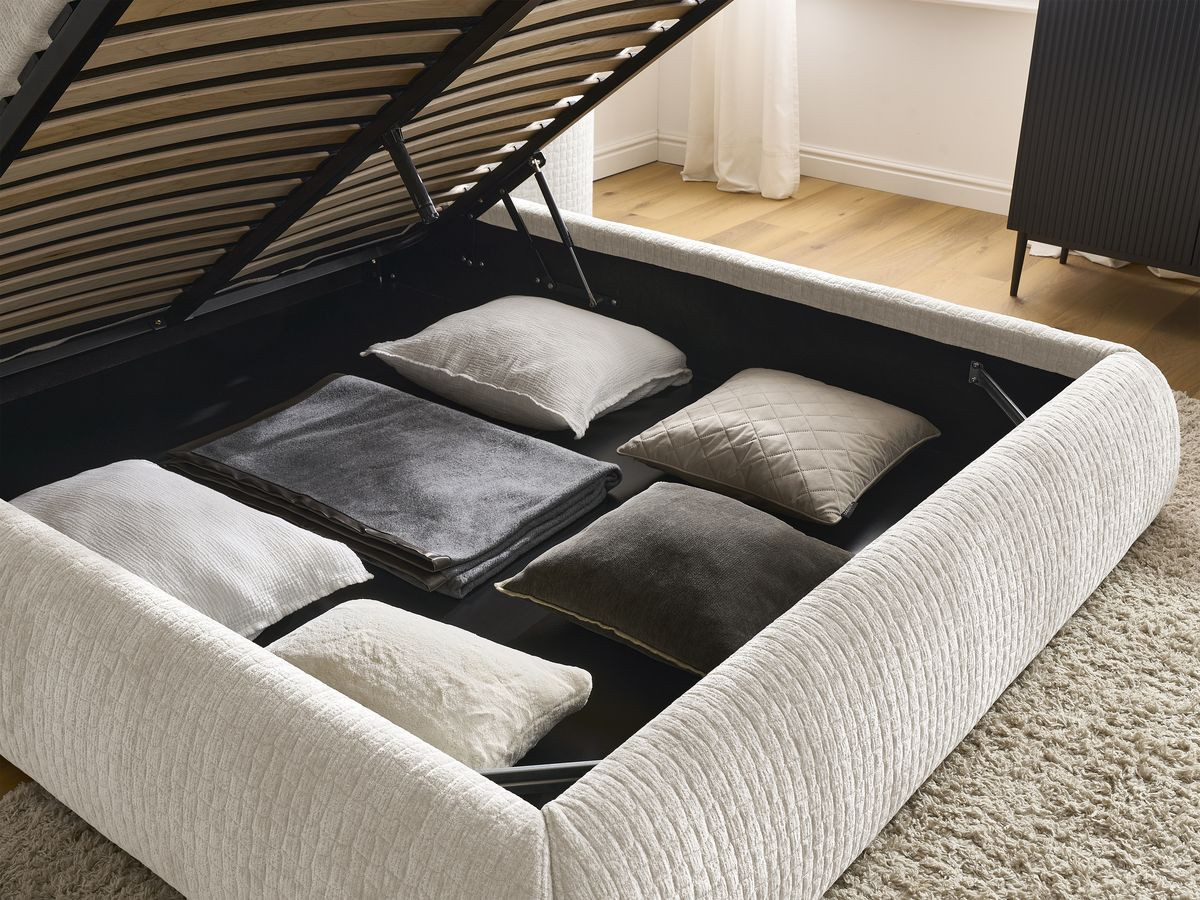 MALON set met bed + 2 nachtkastjes in structuurstof